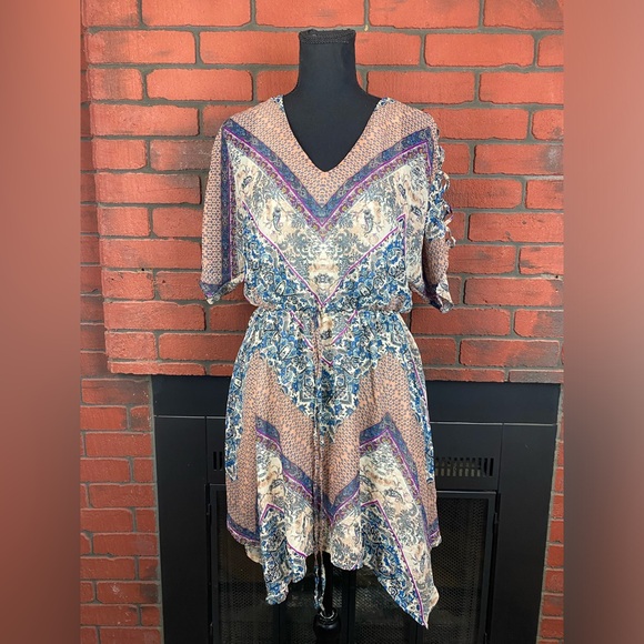 bailey blue Dresses & Skirts - Bailey Blue Women’s Mini Dress Size M‎